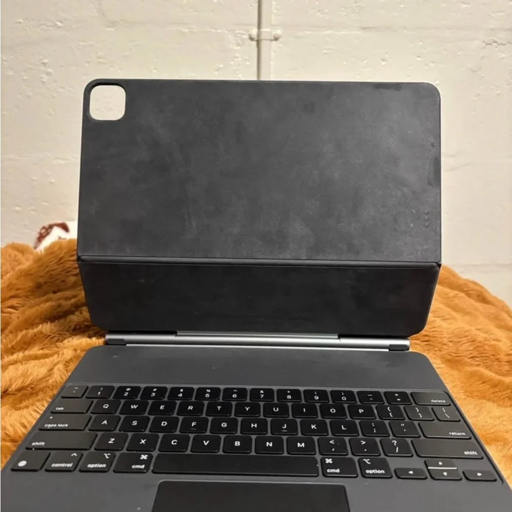 Apple Matte Black Tablet Cover